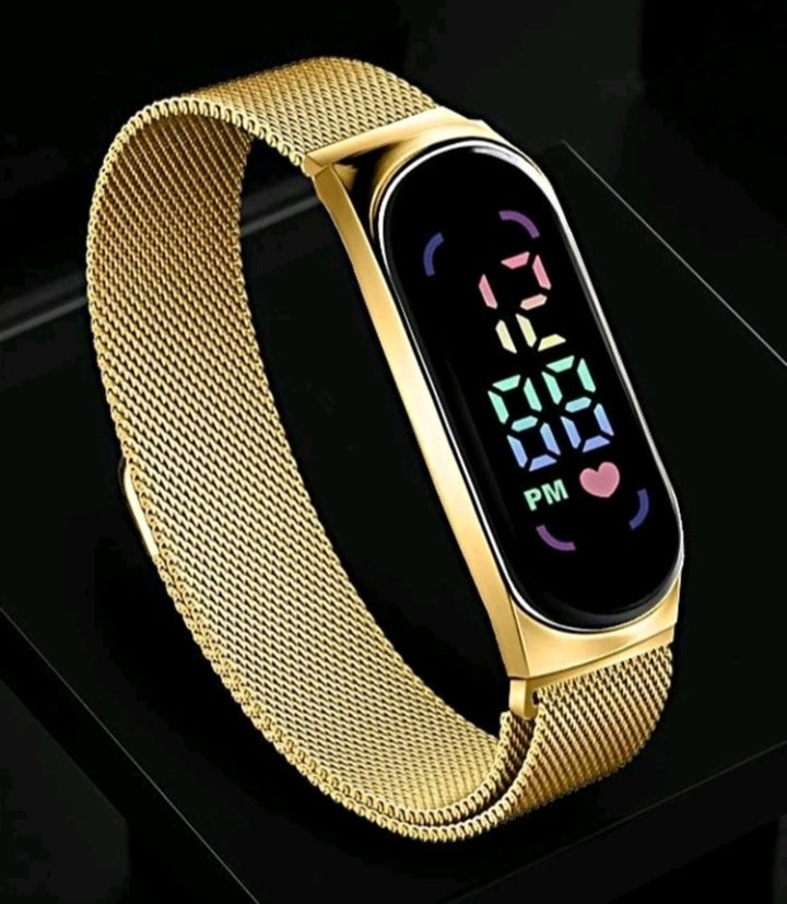 Reloj pulsera dorado dama